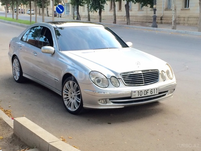 Mercedes E 240 2002, 202,000 km - 2.4 л - Gəncə