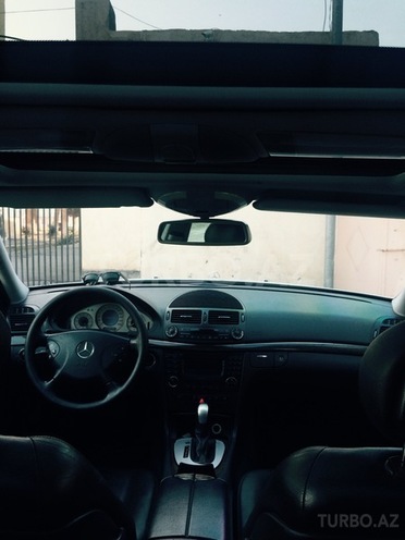 Mercedes E 240 2002, 202,000 km - 2.4 л - Gəncə