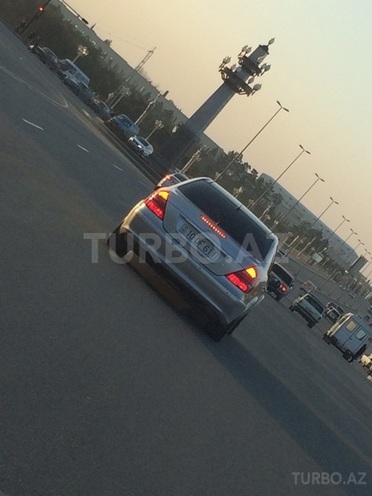 Mercedes E 240 2002, 202,000 km - 2.4 л - Gəncə