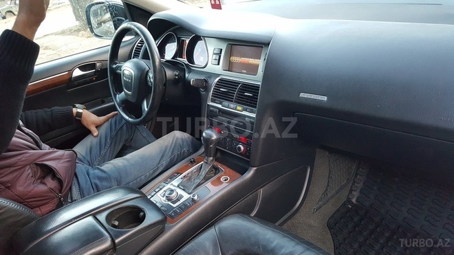 Audi Q7 2007, 167,200 km - 4.2 l - Sumqayıt