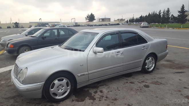 Mercedes E 230 1997, 320,000 km - 2.3 l - Sumqayıt