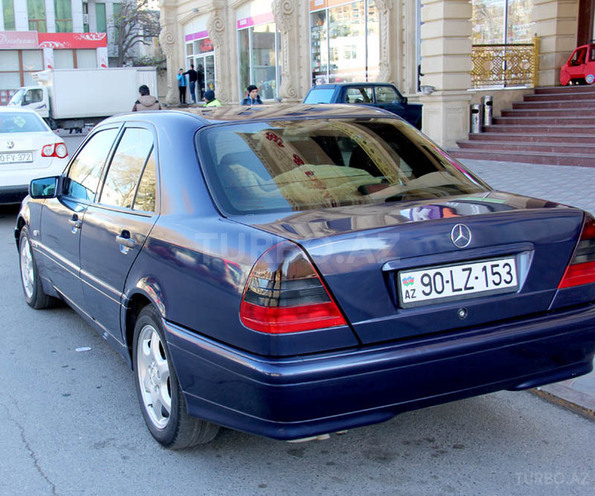 Mercedes C 200 1997, 200,000 km - 2.0 l - Bakı