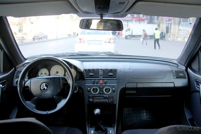 Mercedes C 200 1997, 200,000 km - 2.0 l - Bakı