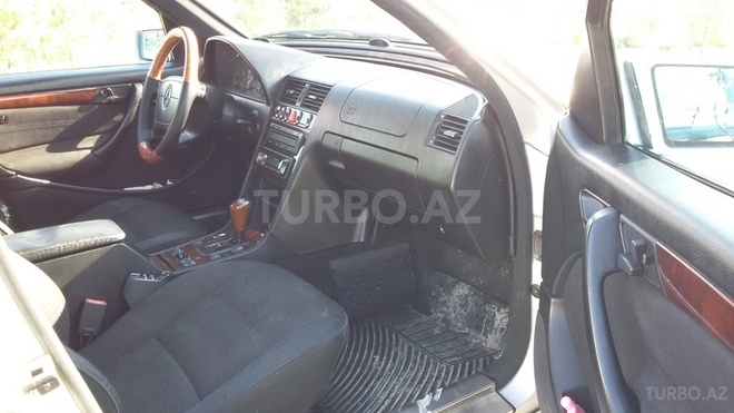 Mercedes C 280 1998, 344,000 km - 2.8 l - Sumqayıt