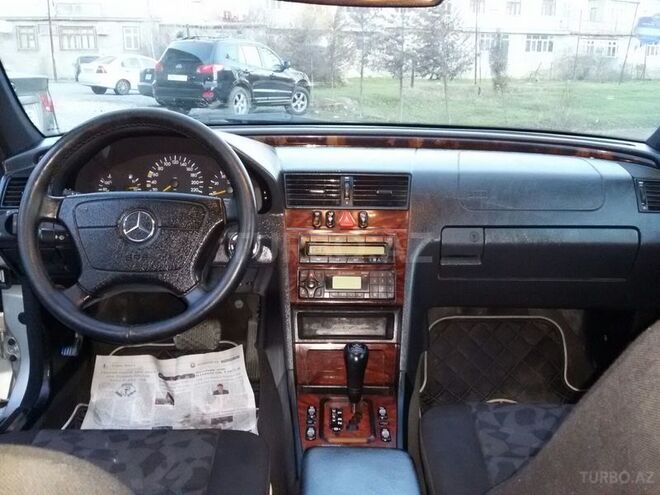 Mercedes C 200 1999, 102,000 km - 2.0 l - Sumqayıt