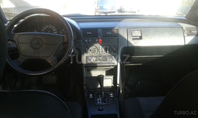 Mercedes C 180 1994, 217,000 km - 1.8 l - Bakı