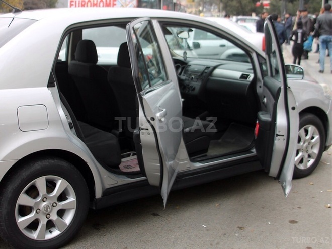 Nissan Tiida 2008, 95,000 km - 1.6 l - Bakı