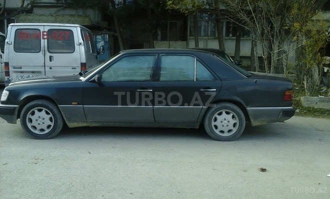 Mercedes E 230 1991, 250,000 km - 2.3 л - Bakı