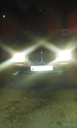 Mercedes E 230 1991, 250,000 km - 2.3 л - Bakı
