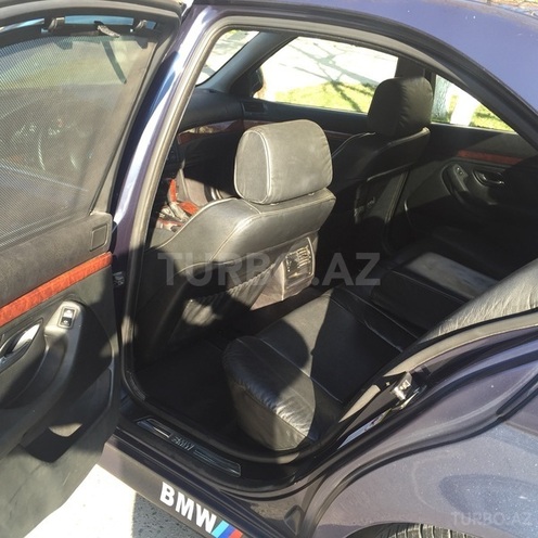 BMW 535 2002, 260,000 km - 3.5 l - Sumqayıt