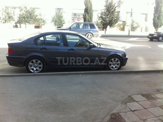 BMW 318 1999, 228,000 km - 1.9 l - Bakı