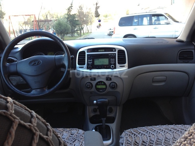 Hyundai Accent 2009, 114,000 km - 1.6 л - Bakı