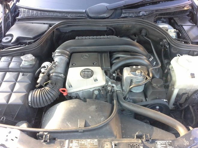 Mercedes C 220 1997, 295,443 km - 2.2 l - Sabirabad