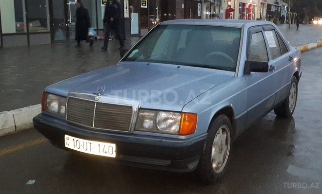 Mercedes 190 1992, 418,000 km - 2.0 l - Sumqayıt