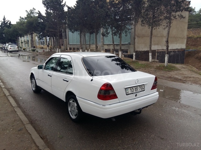 Mercedes C 220 1994, 251,000 km - 2.2 l - Sumqayıt