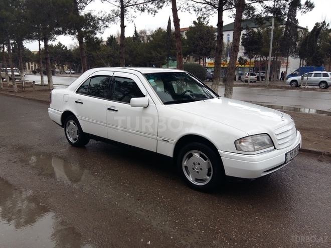 Mercedes C 220 1994, 251,000 km - 2.2 l - Sumqayıt