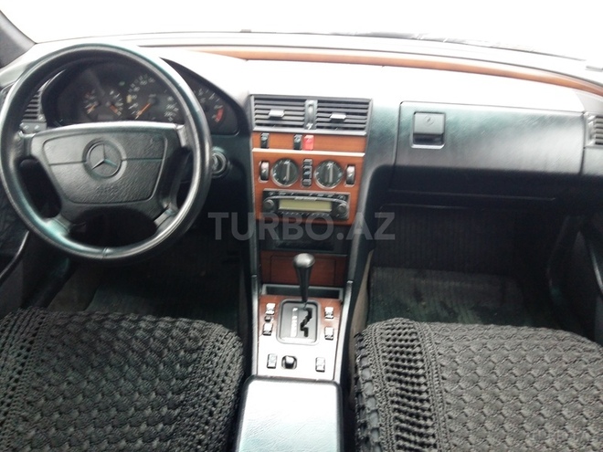 Mercedes C 220 1994, 251,000 km - 2.2 l - Sumqayıt