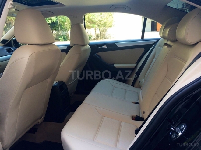 Volkswagen Jetta 2012, 62,500 km - 2.0 l - Bakı