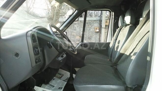 Ford Transit 2002, 180,000 km - 2.4 l - Şəki