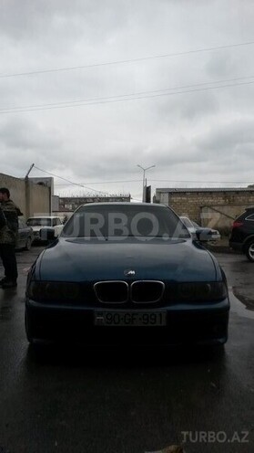 BMW 525 2002, 200,000 km - 0.3 l - Sumqayıt