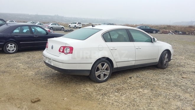 Volkswagen Passat 2008, 110,000 km - 2.0 л - Bakı