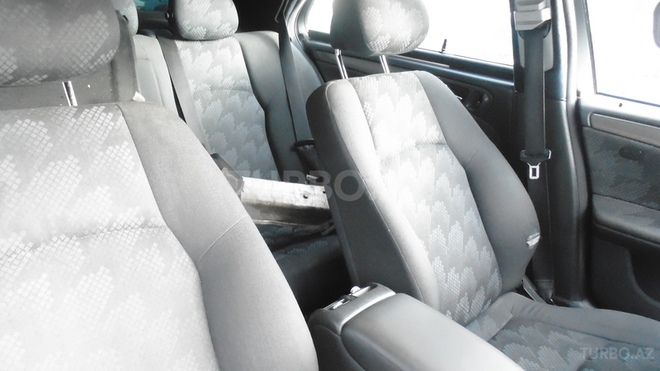 Mercedes C 240 2000, 218,000 km - 2.6 l - Bakı