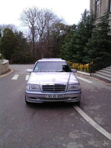 Mercedes C 180 2000, 280,000 km - 1.8 l - Bakı