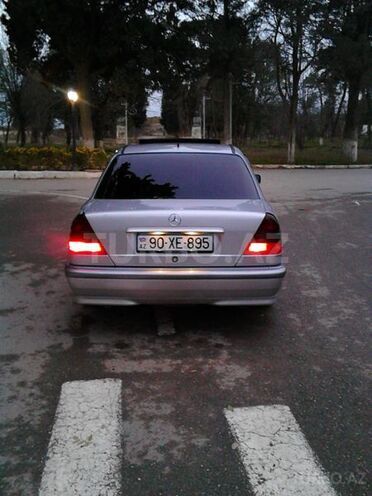 Mercedes C 180 2000, 280,000 km - 1.8 l - Bakı