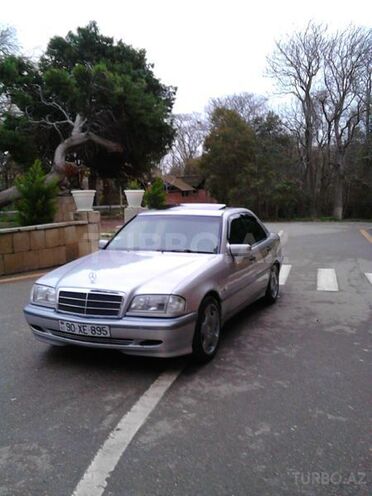 Mercedes C 180 2000, 280,000 km - 1.8 l - Bakı