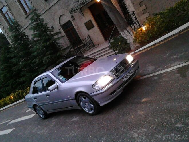 Mercedes C 180 2000, 280,000 km - 1.8 l - Bakı