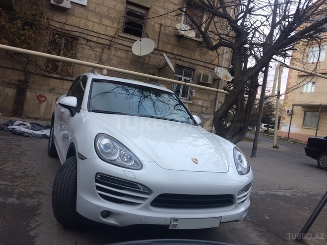 Porsche Cayenne 2013, 30,000 km - 3.6 л - Bakı