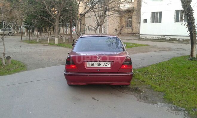 Mercedes C 180 1995, 300,000 km - 1.8 l - Sumqayıt