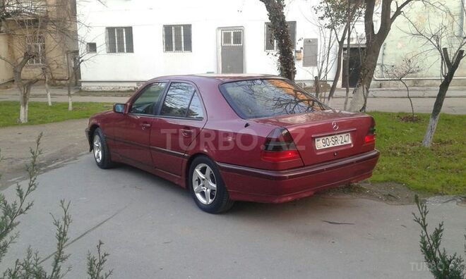 Mercedes C 180 1995, 300,000 km - 1.8 l - Sumqayıt