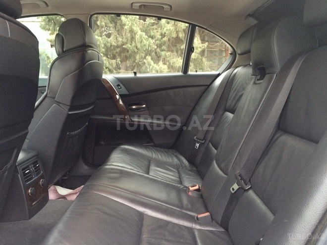 BMW 530 2006, 180,000 km - 3.0 l - Bakı