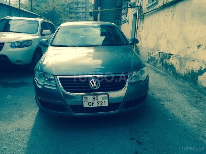 Volkswagen Passat 2005, 150,000 km - 2.0 l - Bakı