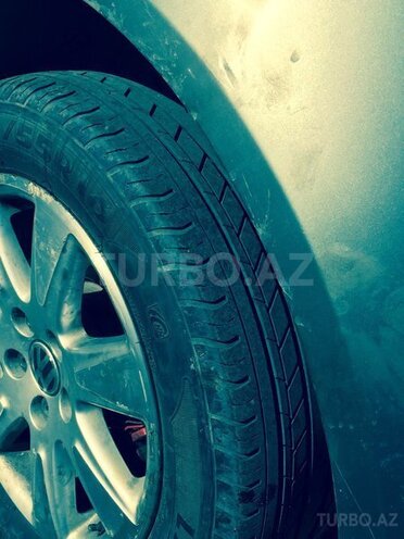 Volkswagen Passat 2005, 150,000 km - 2.0 l - Bakı