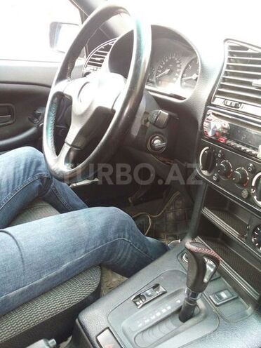 BMW 318 1991, 230,000 km - 1.8 л - Sumqayıt