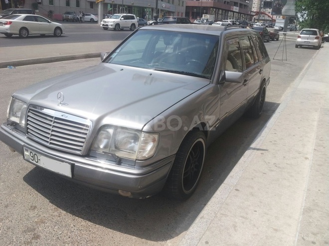 Mercedes G 300 1995, 254,000 km - 2.8 л - Bakı