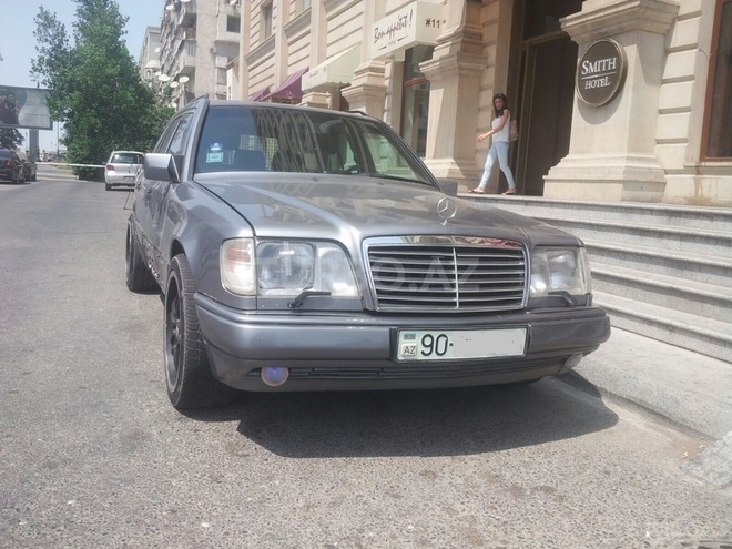 Mercedes G 300 1995, 254,000 km - 2.8 л - Bakı