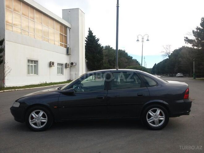 Opel Vectra 1996, 245,000 km - 1.8 l - Xırdalan