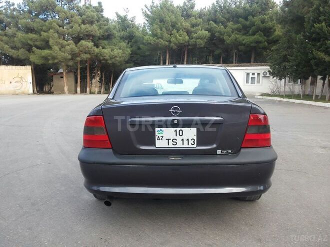 Opel Vectra 1996, 245,000 km - 1.8 l - Xırdalan