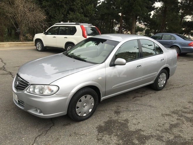 Nissan Sunny 2010, 153,000 km - 1.3 l - Bakı