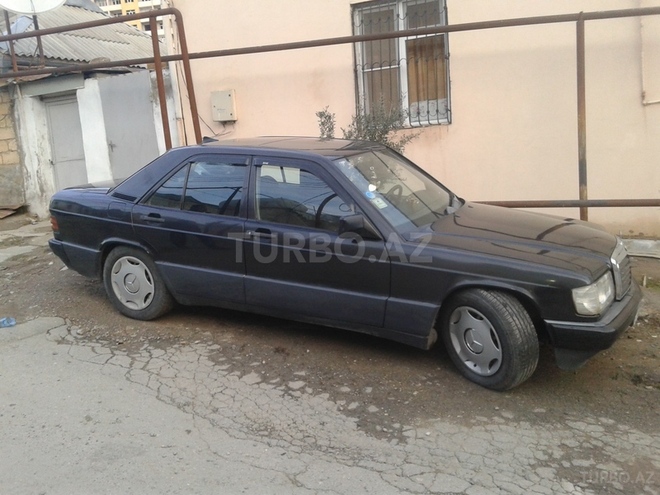 Mercedes 190 2014, 650,000 km - 2.0 l - Bakı