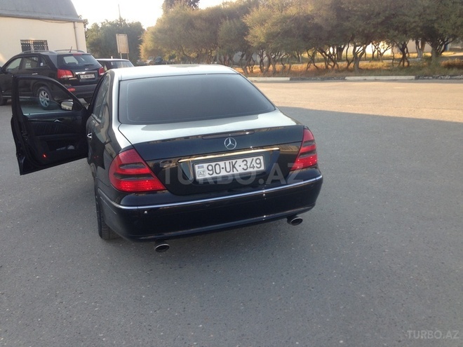 Mercedes E 240 2005, 130,000 km - 2.6 l - Bakı
