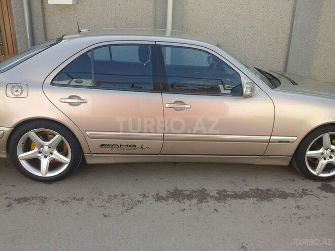 Mercedes E 220 2000, 291,111 km - 2.2 л - Bakı