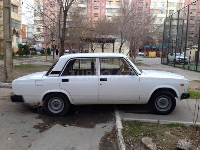 LADA (VAZ) 2107 2009, 26,000 km - 1.6 л - Sumqayıt
