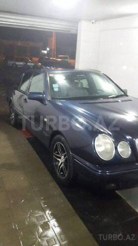 Mercedes E 230 1996, 320,000 km - 2.3 l - Sumqayıt