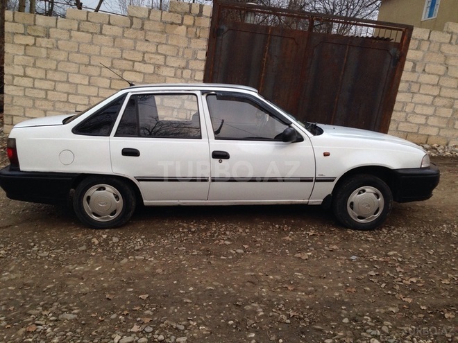 Daewoo Nexia 2007, 280,000 km - 1.5 l - Qusar