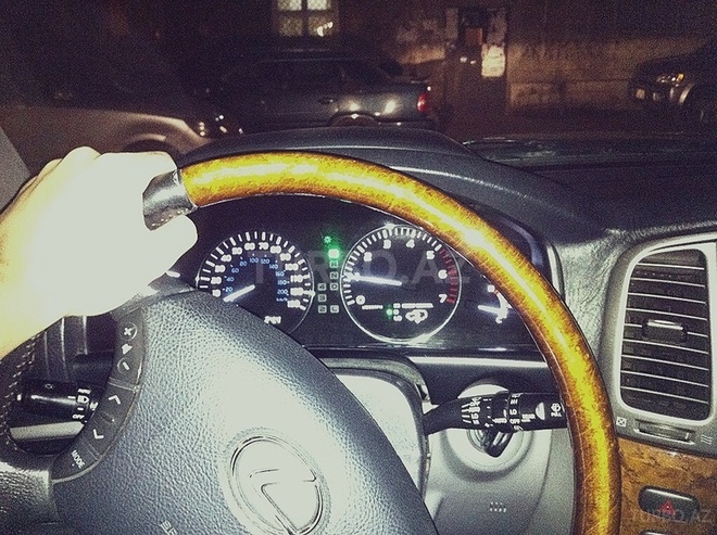 Lexus LX 470 2005, 130,000 km - 0.5 l - Bakı