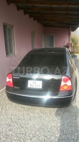 Volkswagen Passat 2003, 125,600 km - 1.8 l - Bərdə
